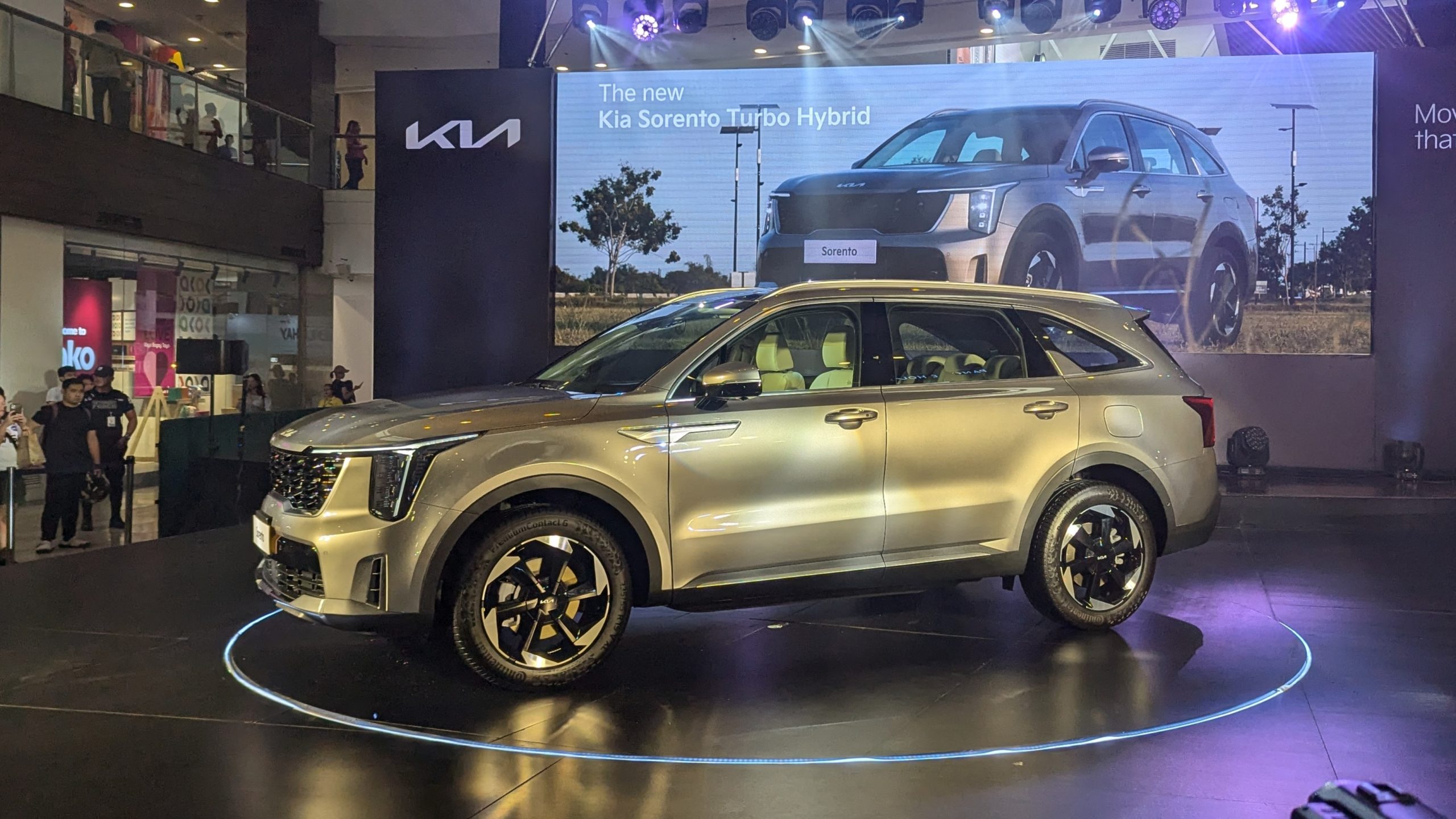 The new Kia Sorento Turbo Hybrid