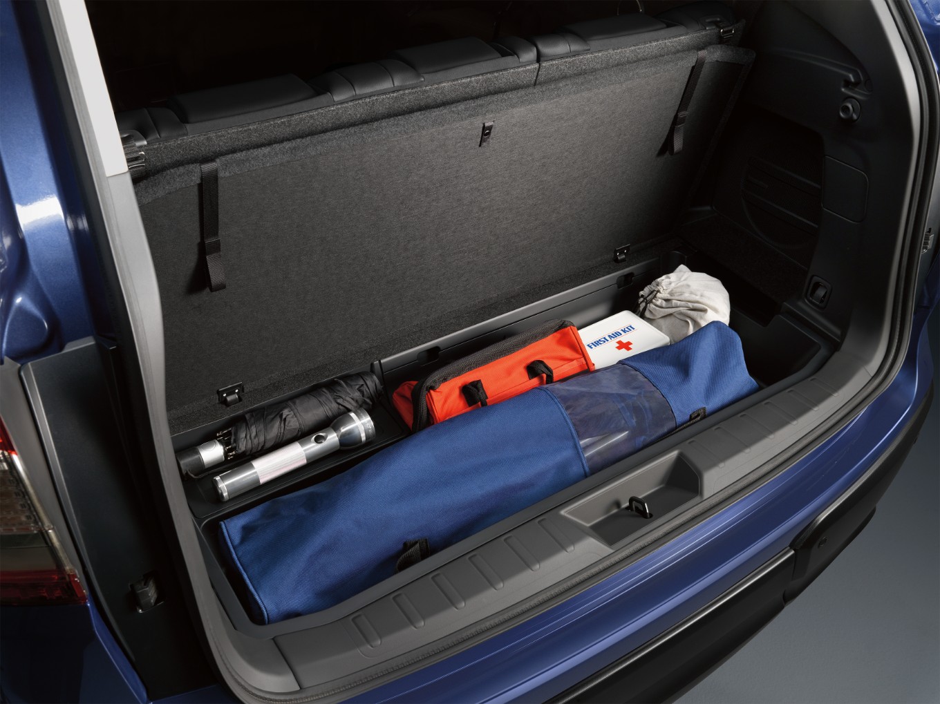 Subaru Evoltis rear storage space