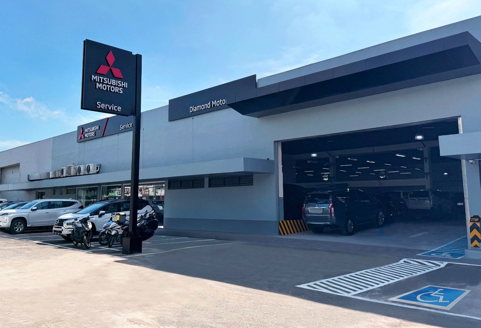 Mitsubishi Motors Marikina facade