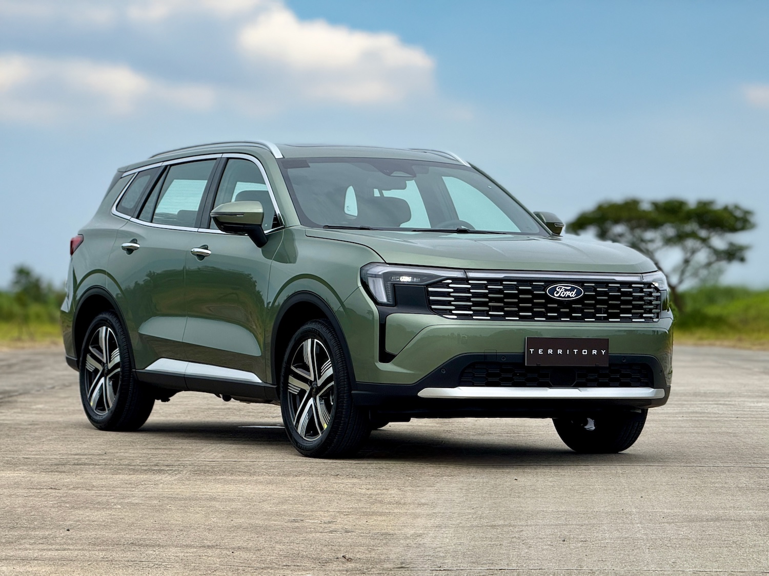 2026 Ford Territory Hybrid front quarter static