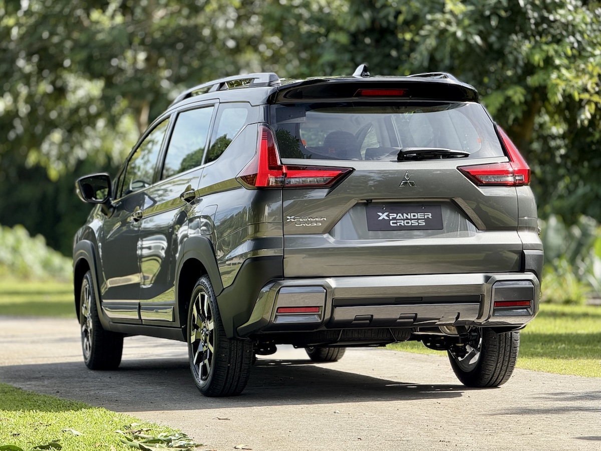 2026 Mitsubishi Xpander Cross rear view