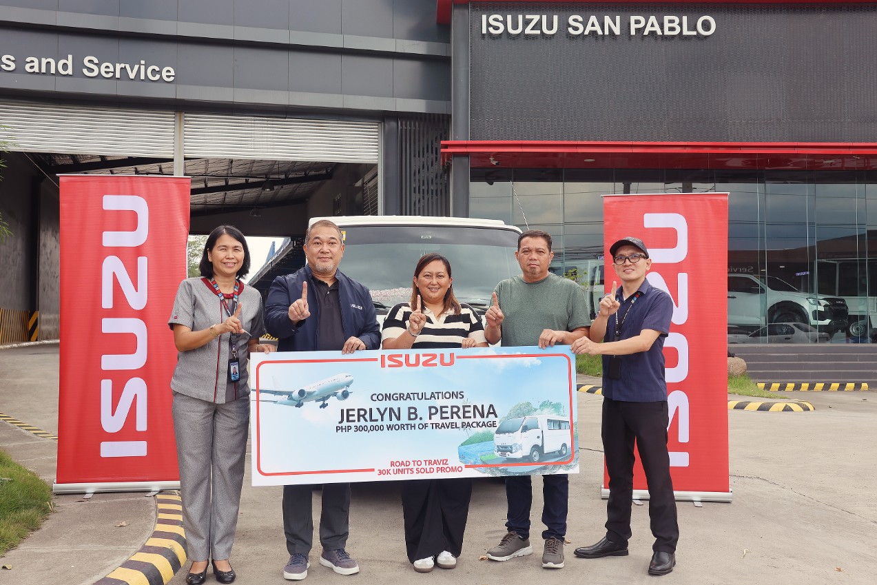 Isuzu Road to Traviz 30,000 Units Sold promo winner Jerlyn Perena. She won the P300,000 worth of travel package Grand prize