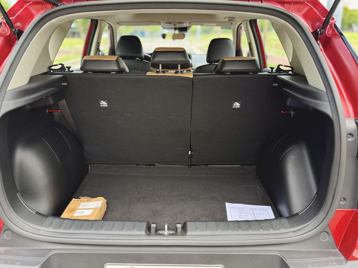 Kia Sonet trunk