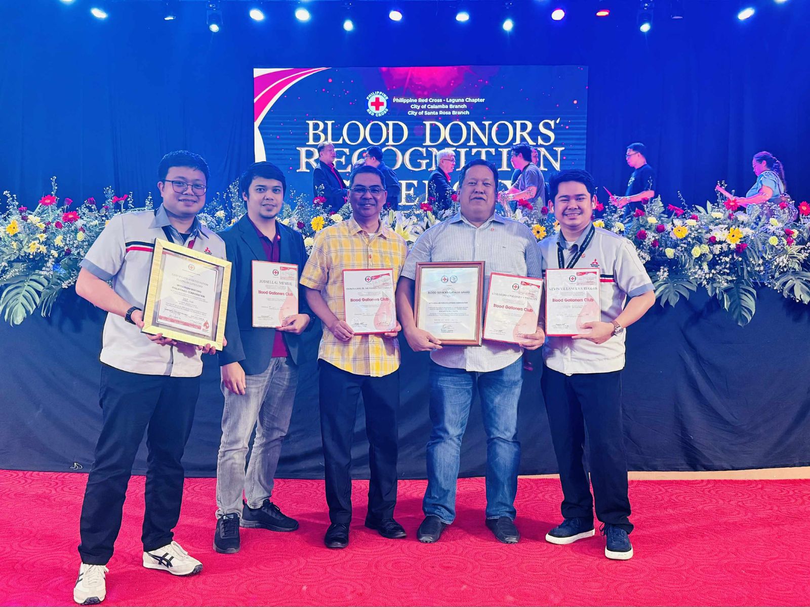 In Photo (from left): MMPC Manufacturing Assistant Manager Von Karlo Divinagracia with MMPC employees Galloners Awardees Kevin Reglos, Gerardo Yamsuan, Dominador Advincula Jr., and Joselle Memije.