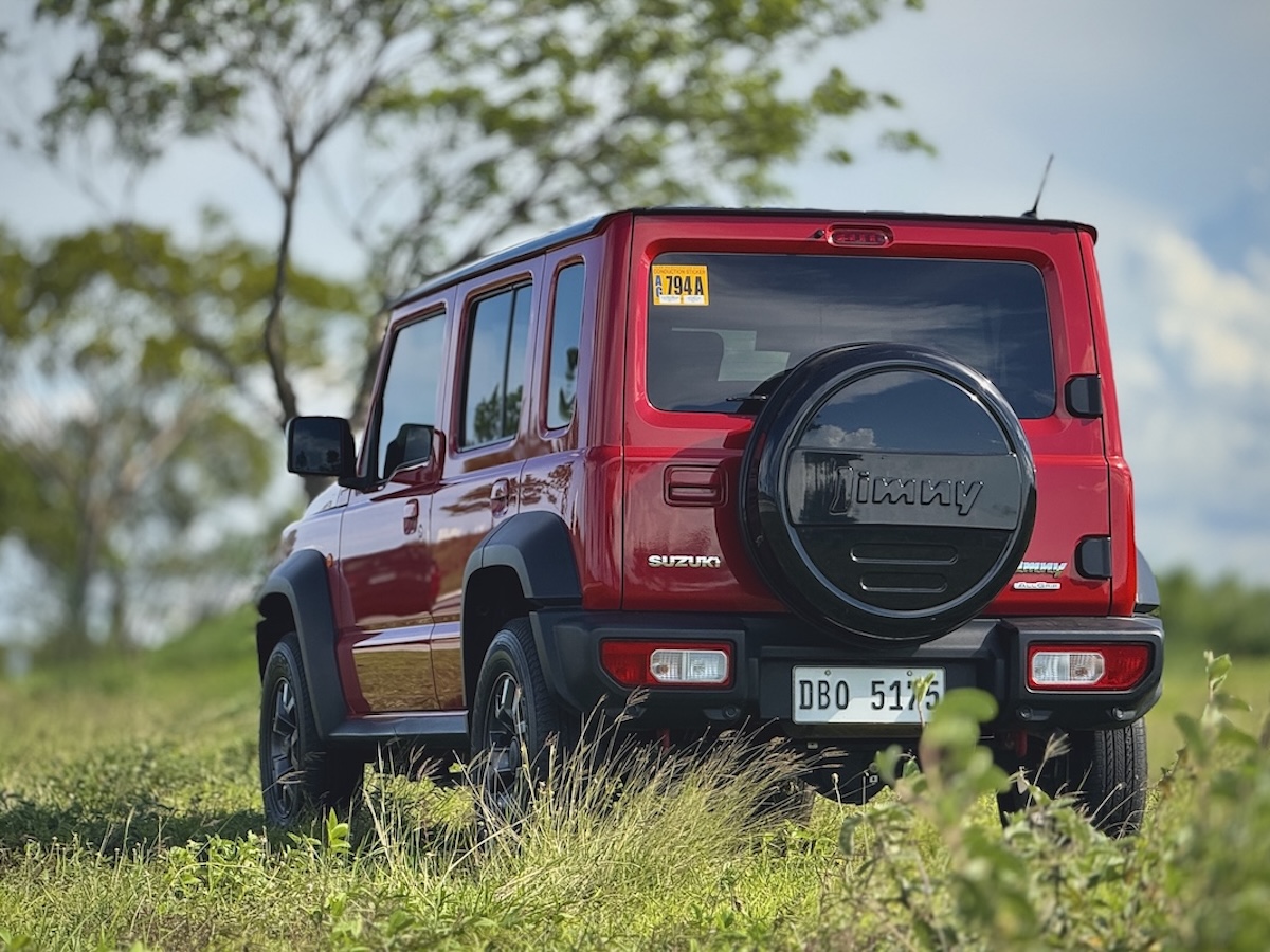Suzuki Jimny 5-Door rear quarter static outdoor