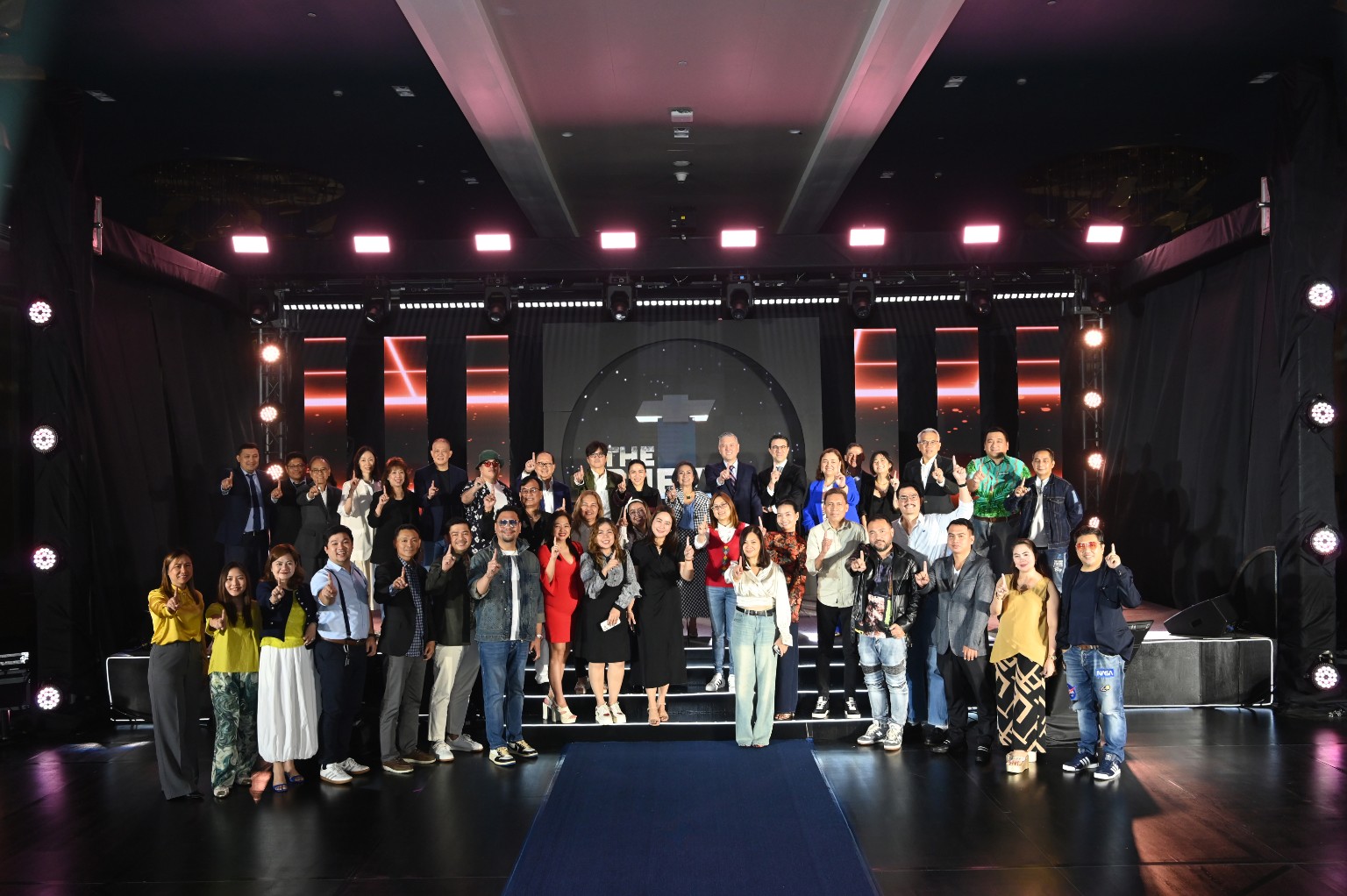 Group Photo of The Chevys Dealer Awards event