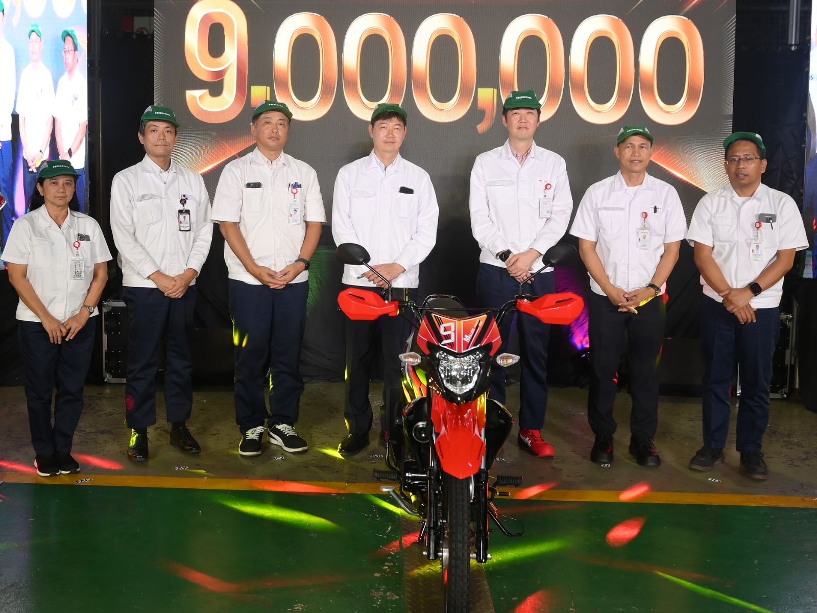 From left: Ms. Maria Fe Quijano, HPI Assistant Vice President-Finance Division; Mr.Motomasa Komori HPI Vice President-Finance Division; Mr. Kohei Yamamoto, HPI Executive Vice President-Manufacturing Division; Mr. Akira Koimai, Asian Honda Motor Co., Ltd – Executive Vice President; Mr. Takeshi Kobayashi, HPI President; Mr. Jomel Jerezo, HPI Vice President-MC Sales & Marketing Division; Mr. Juan Gerry Datario, HPI Assistant Vice President Administration Division