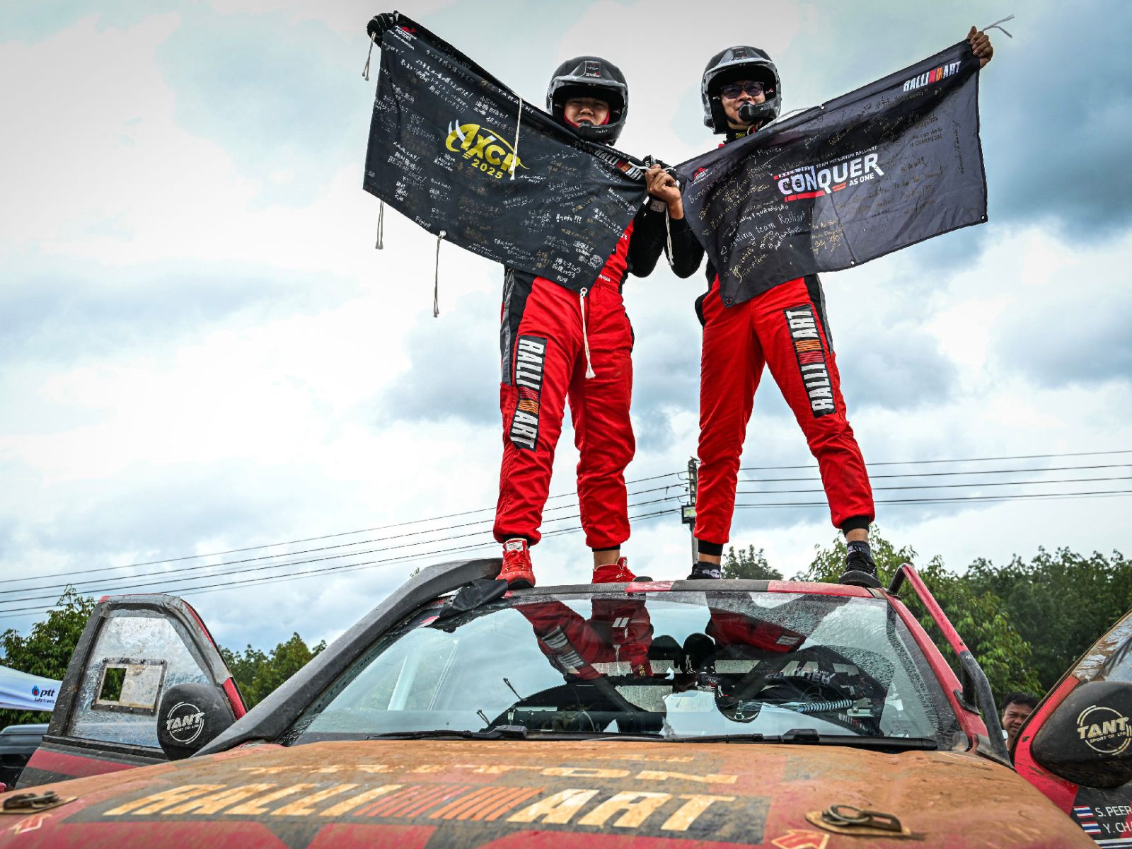 Mitsubishi AXCR Ralliart team