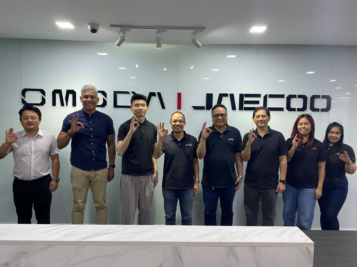 From left: Omoda and Jaecoo representatives: DND Manager Mr. Rocky Yu, DND Director Mr. Martin Ayad, Country Director Mr. Marc Zhang; and from Lei Lei Auto Philippines: President &amp; CEO Mr. Nick Lliang, General Manager Mr. Jun Amponin, and Sales Manager Mr. Joel Escarta.