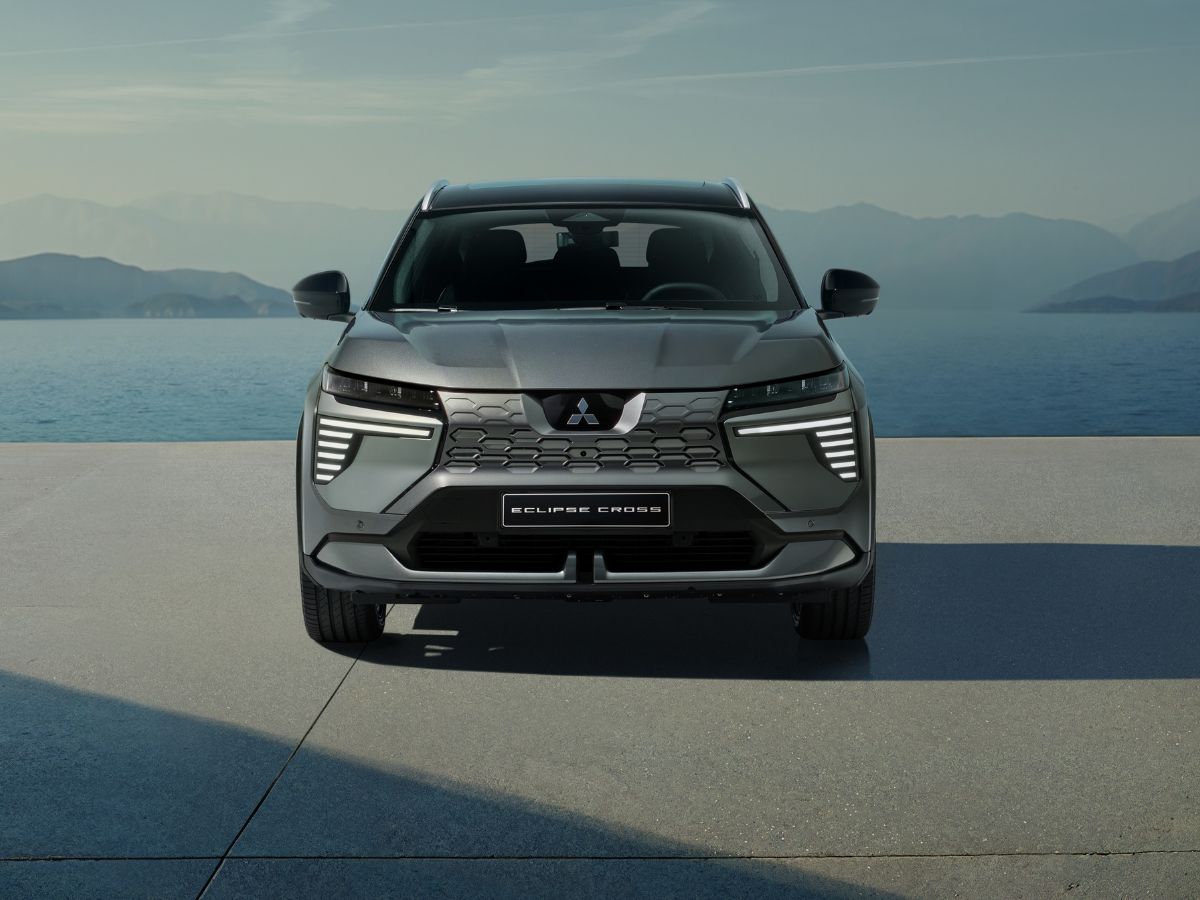 All-new Mitsubishi Eclips Cross EV front center