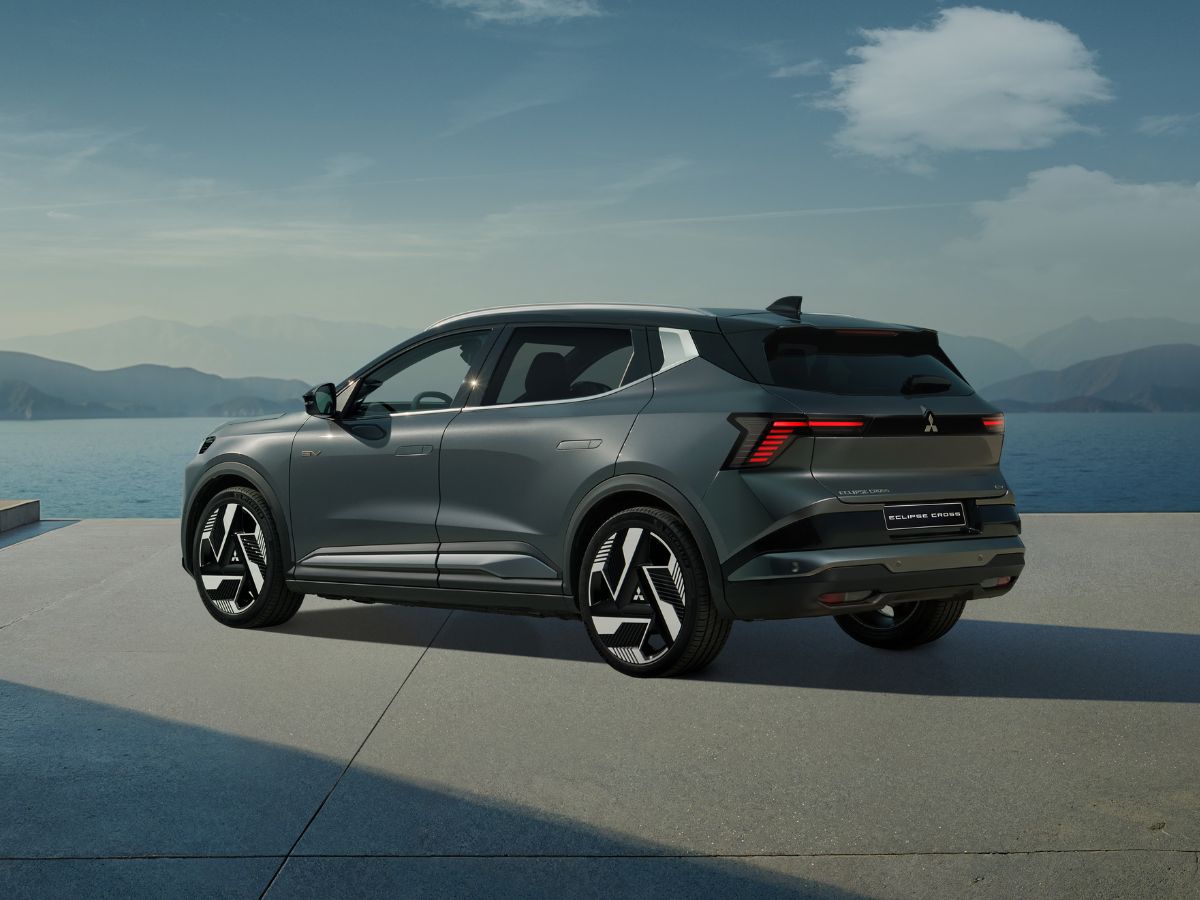 All-new Mitsubishi Eclips Cross EV rear left