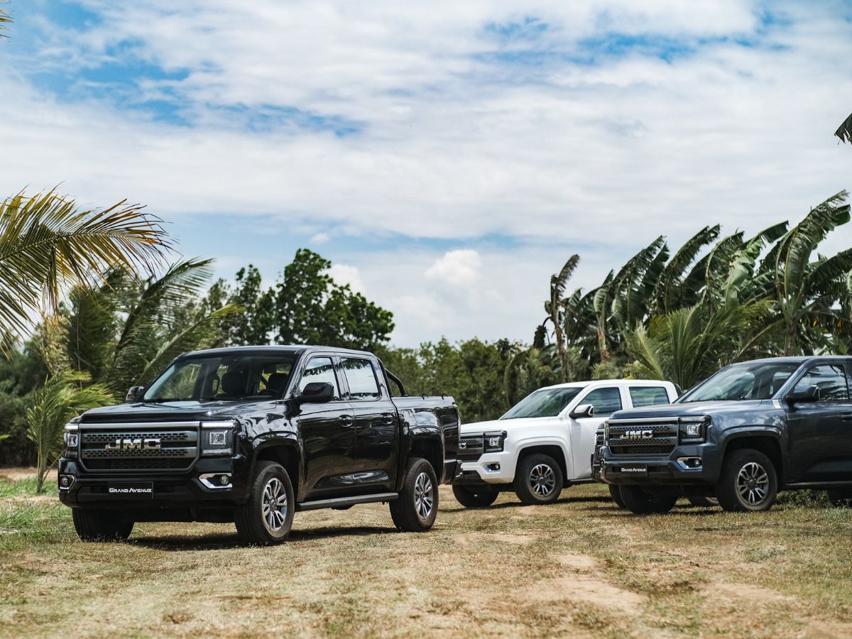 A fleet of JMC Grand Avenue pickups