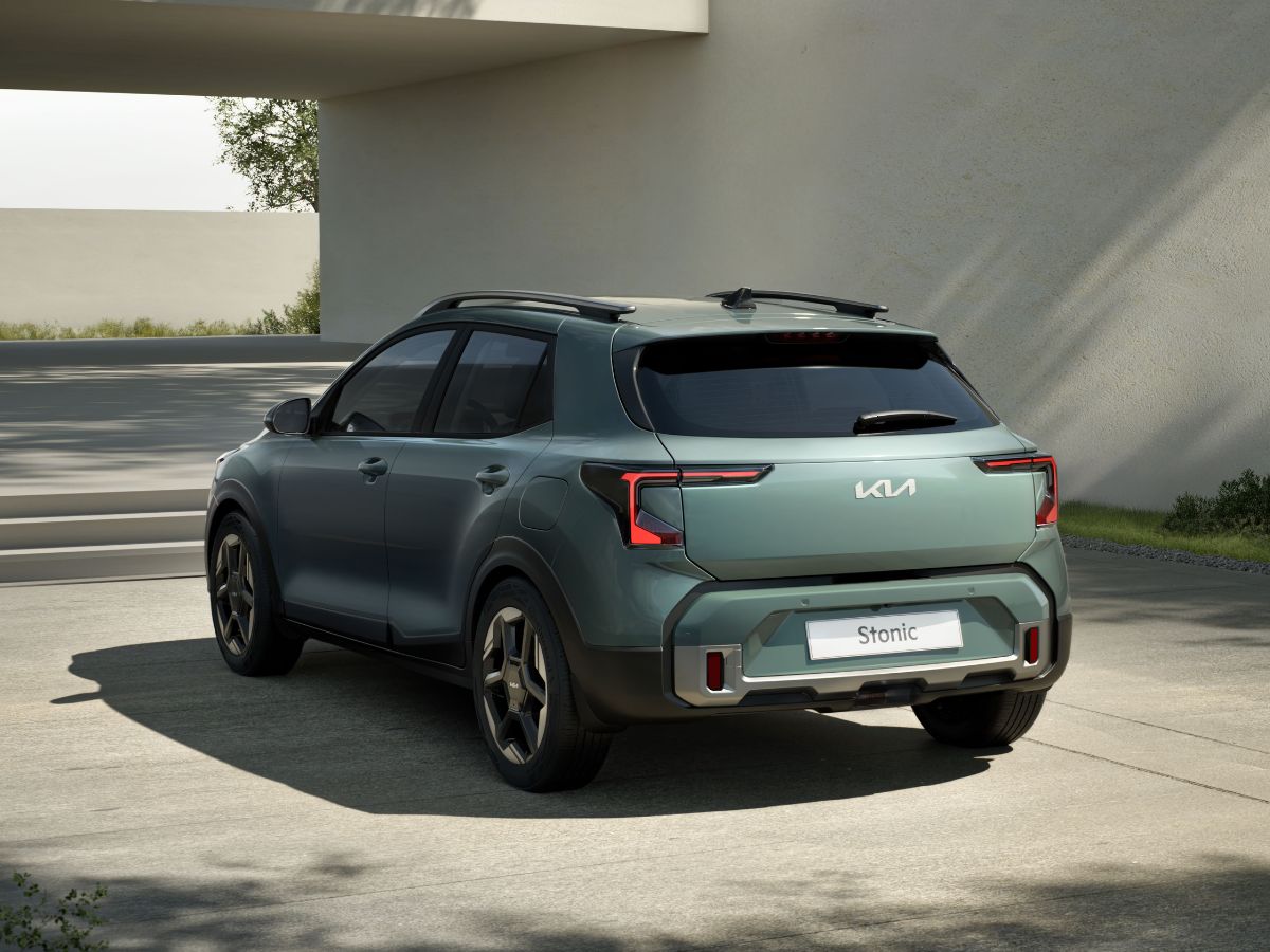 Refreshed Kia Stonic back