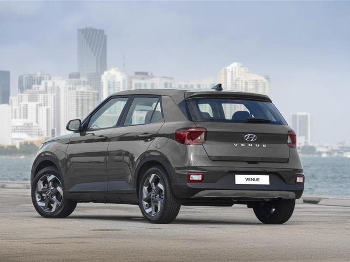 Hyundai Venue rear left quarter