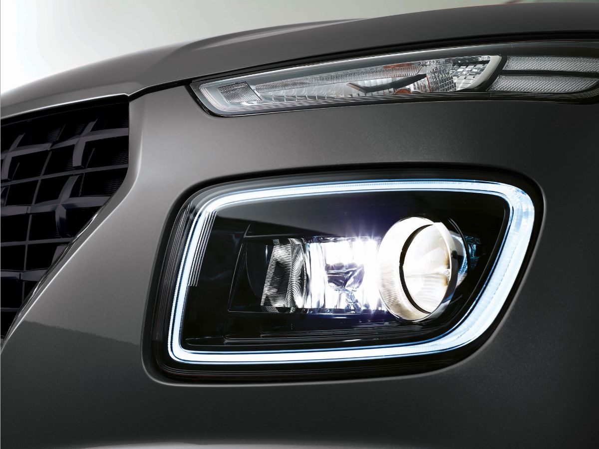 Hyundai Venue LED headlight