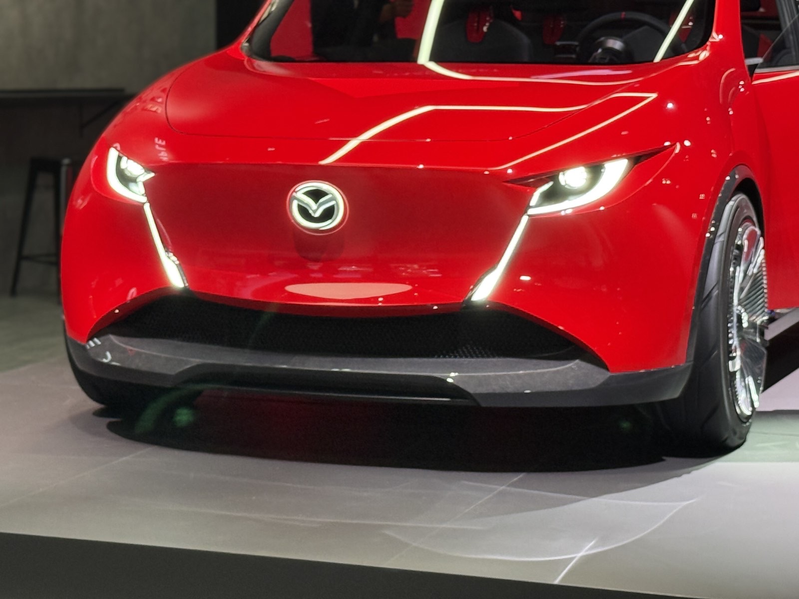 Mazda Vision X-Compact grille