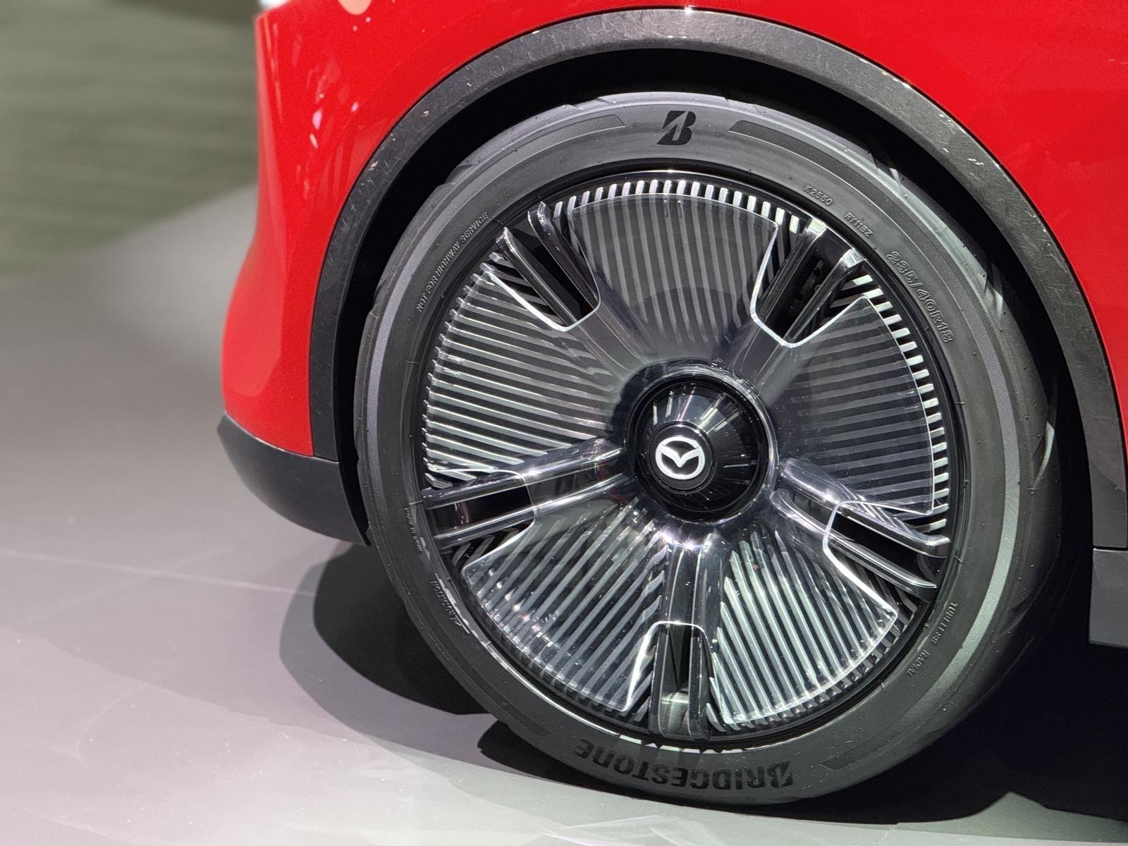 Mazda Vision X-Compact wheel