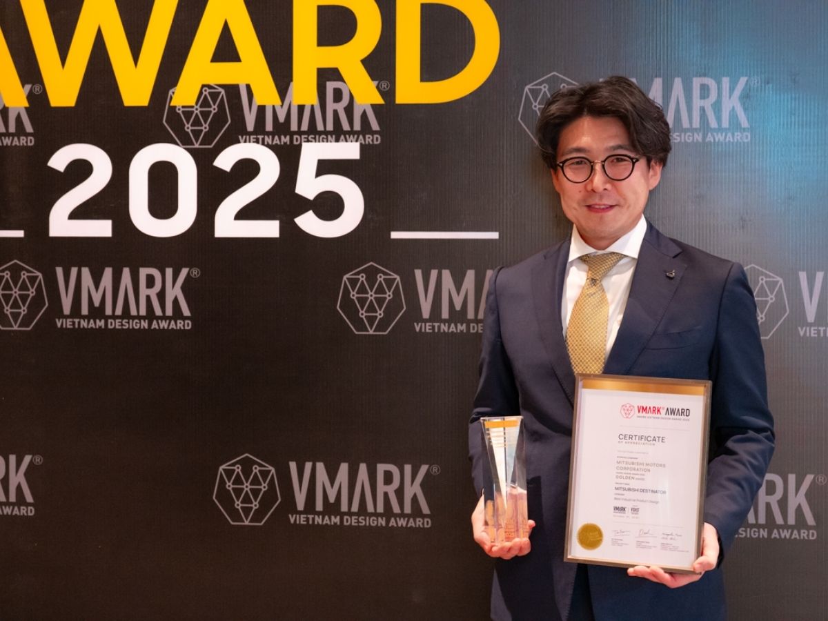 Hiroaki Ozawa, Head of Sales and Marketing Division, MMV.