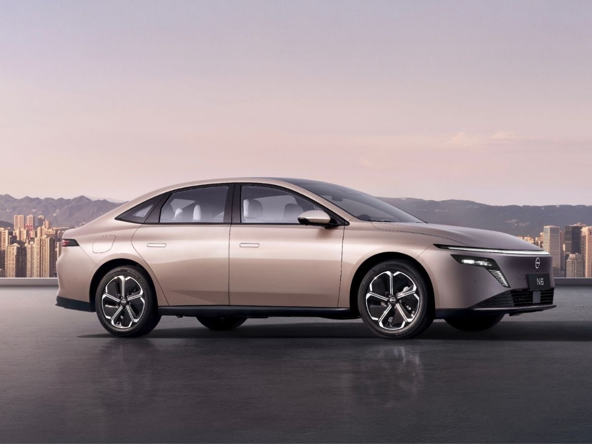 ALL ABOUT NISSAN S NEW N6 HYBRID SEDAN visual data 4