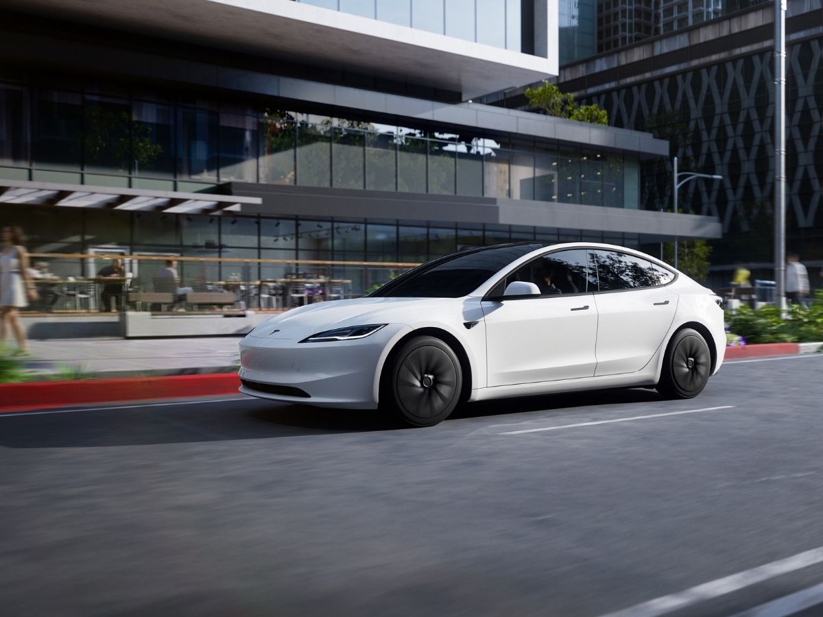 Tesla Model 3 front left