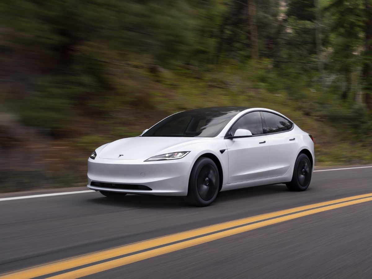 Tesla Model 3 front left