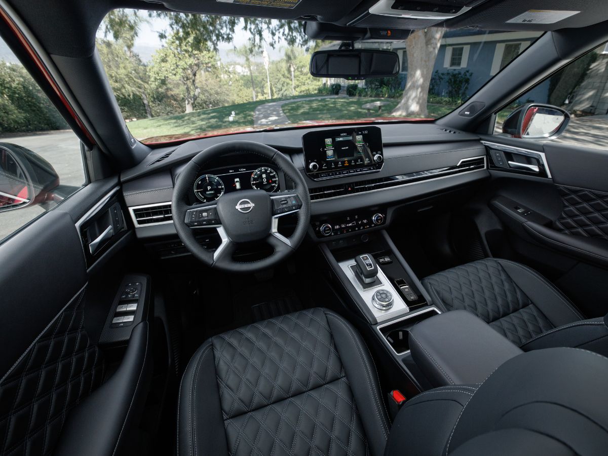 2026 Nissan Rogue PHEV front cabin