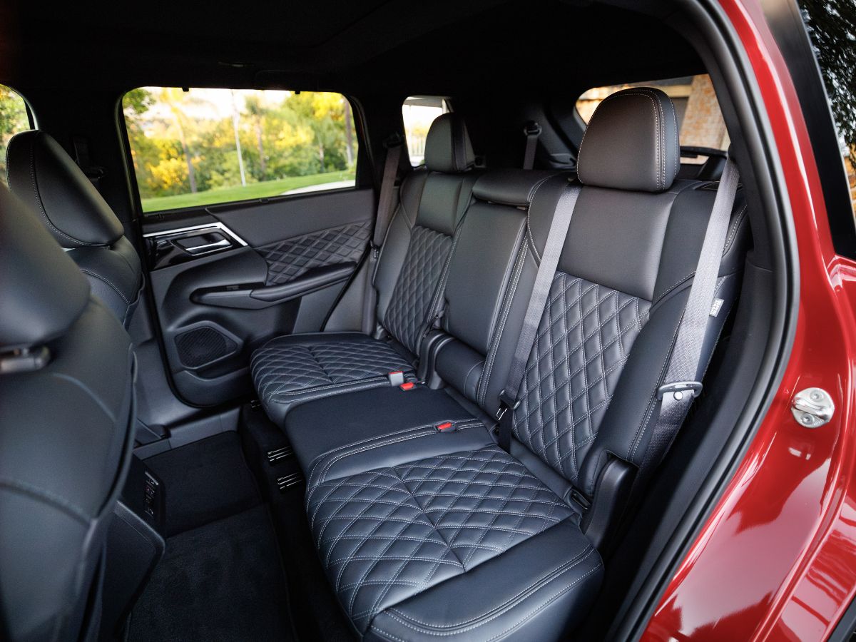 2026 Nissan Rogue PHEV second row seats