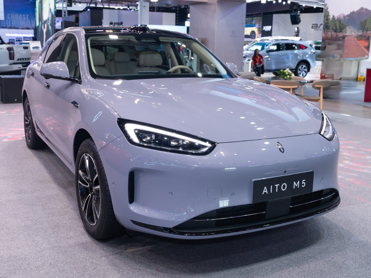 Aito M5