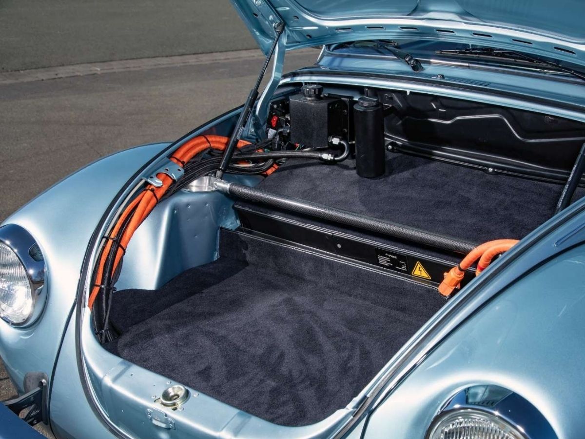 Knepper 1303 RS-E frunk