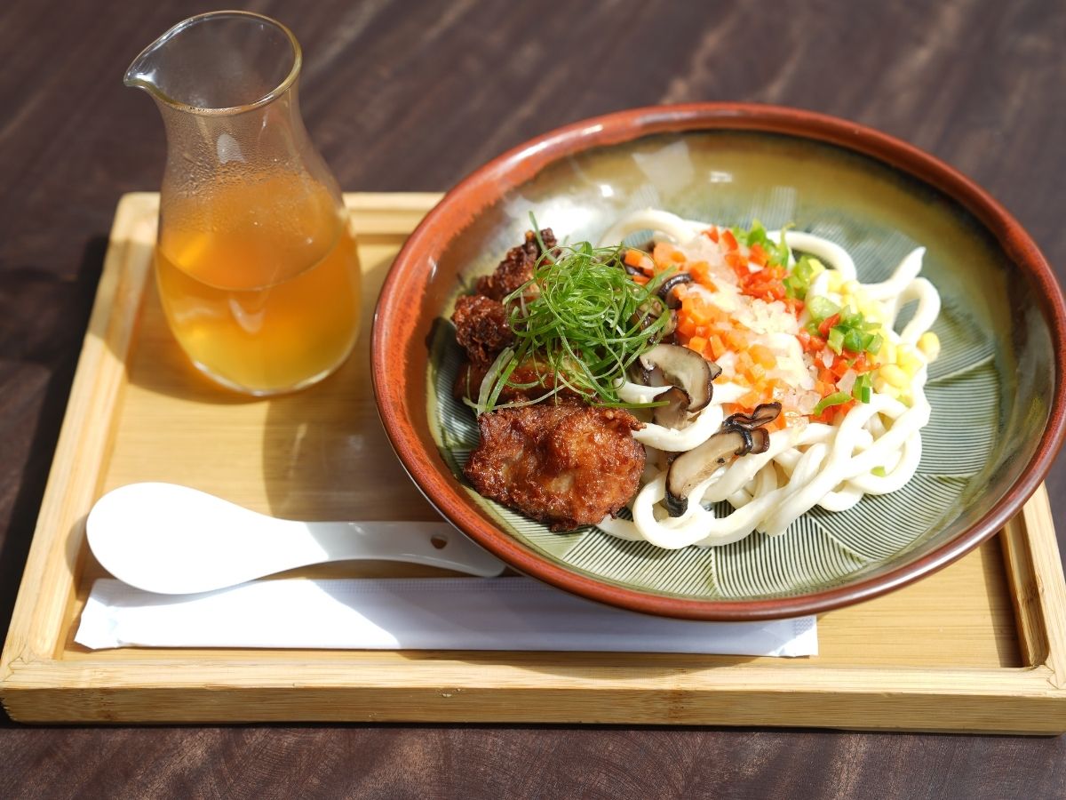 Key Coffe at Lexus Mitsukoshi Karaage Udon