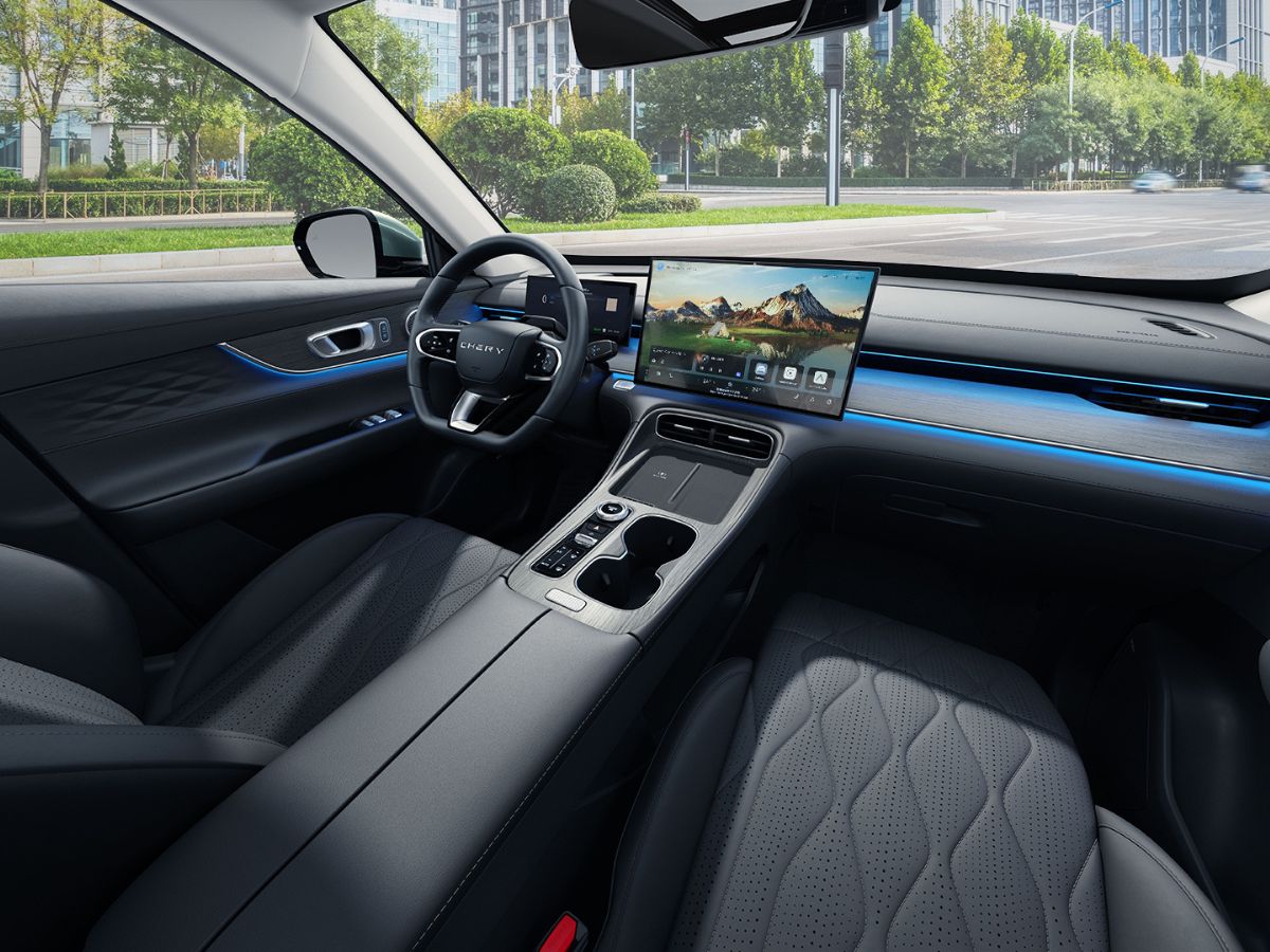 Chery Tiggo rEV LE interior