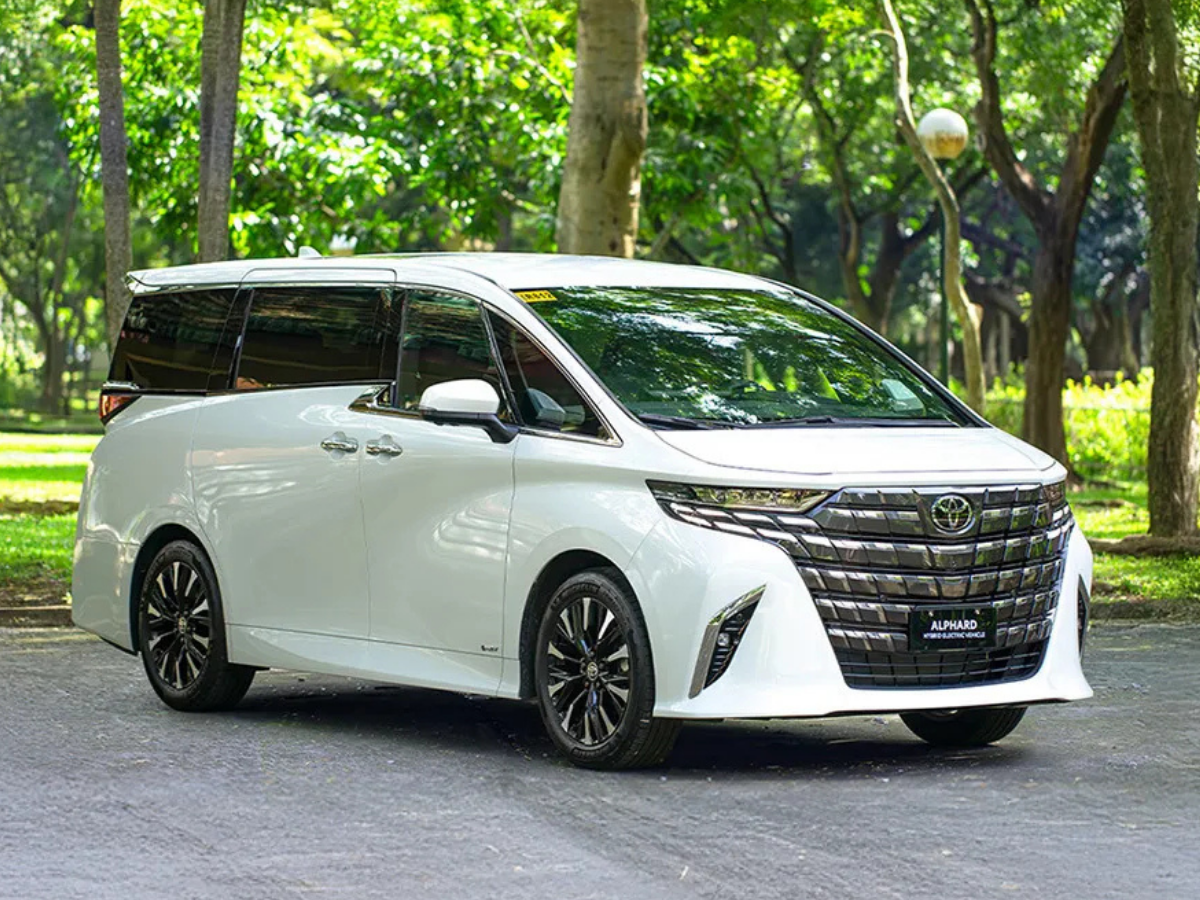 Toyota Alphard HEV