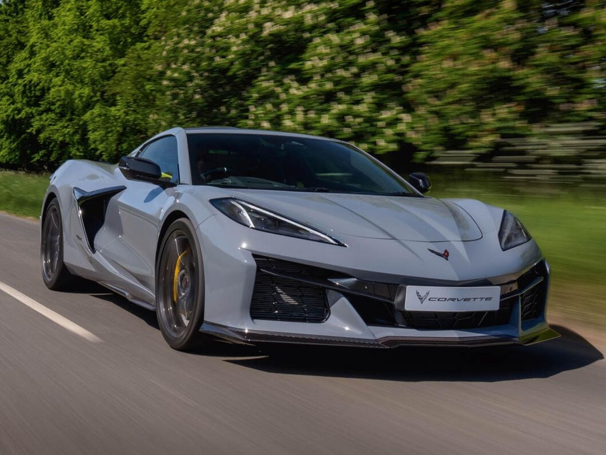 Chevrolet Corvette C8 E-Ray