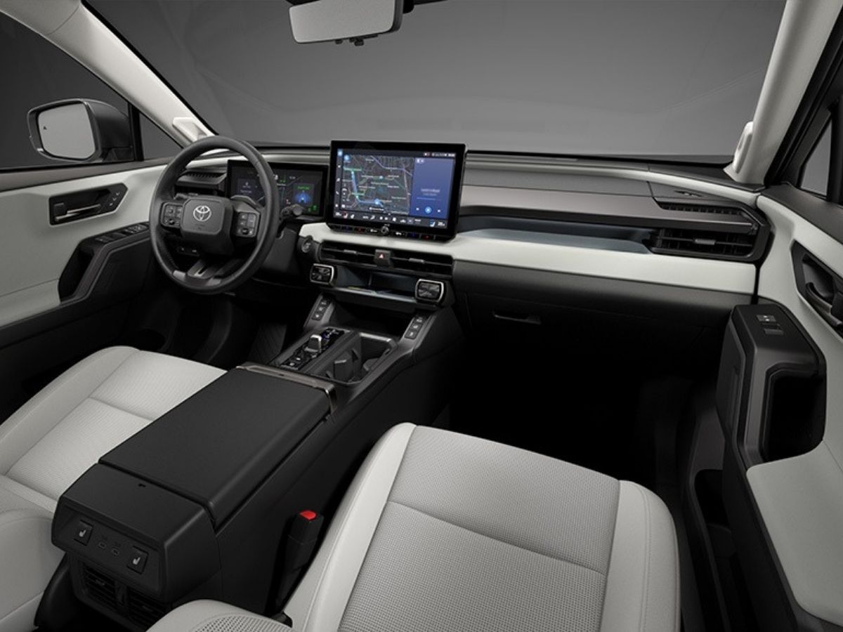2026 Toyota RAV4 HEV interior