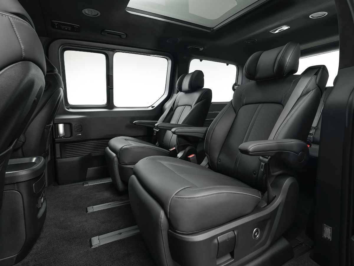 Hyundai Staria Electric captain seats