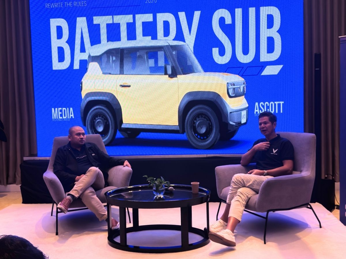 (Left) Rox Lacerna, VinFast Philippines Deputy CEO for Sales and Netwrok Develioment. (Right) Antonio "Toti" Zara III, VinFast Southeast Asia CEO.