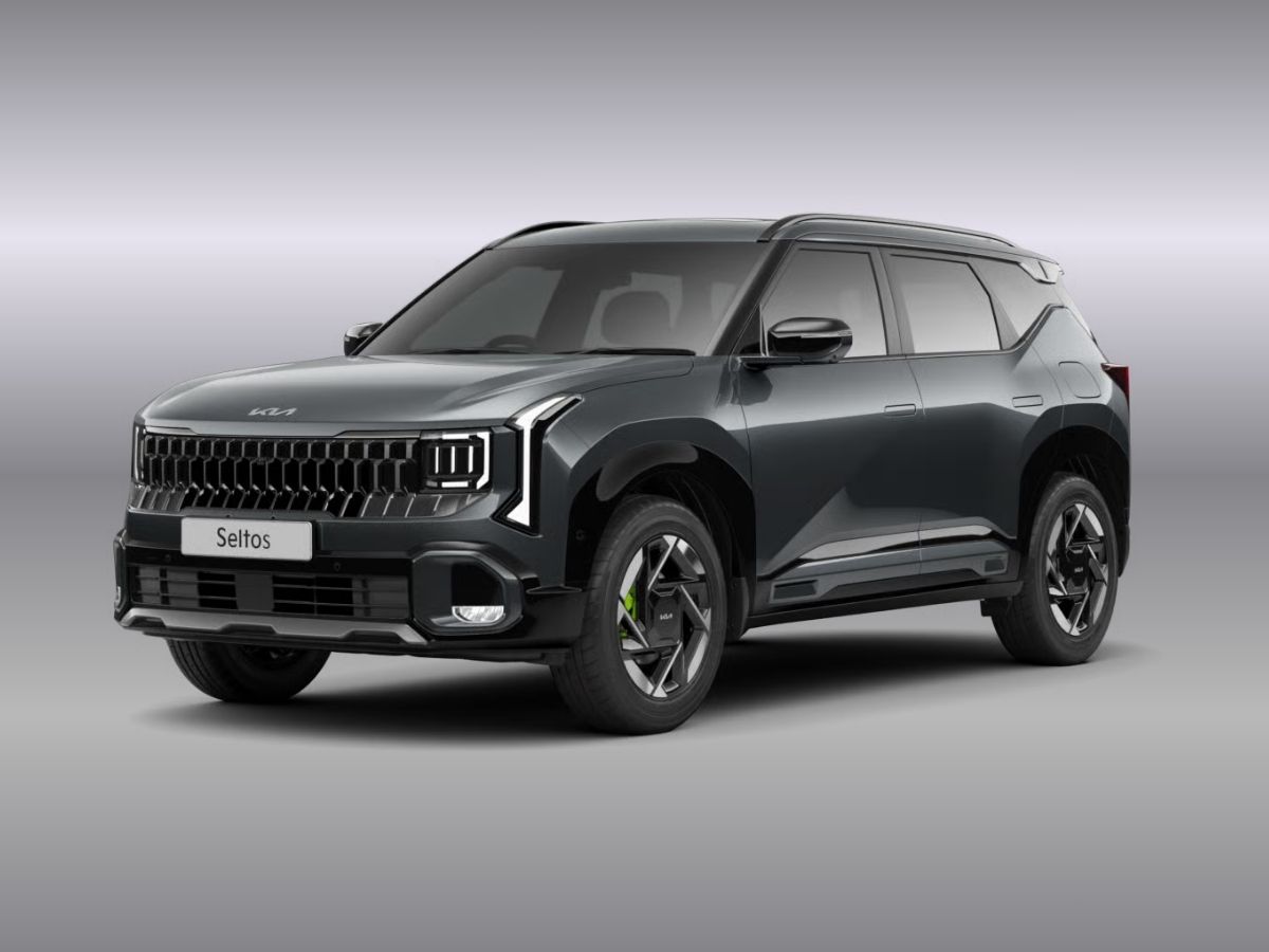 Kia Seltos Hybrid debuts overseas with promising specs