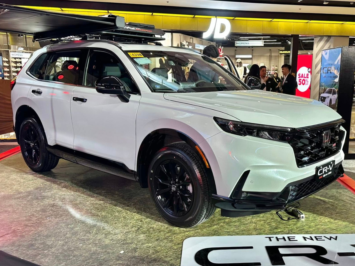 2026 Honda CR-V debuts in PH with new e:HEV hybrid variants