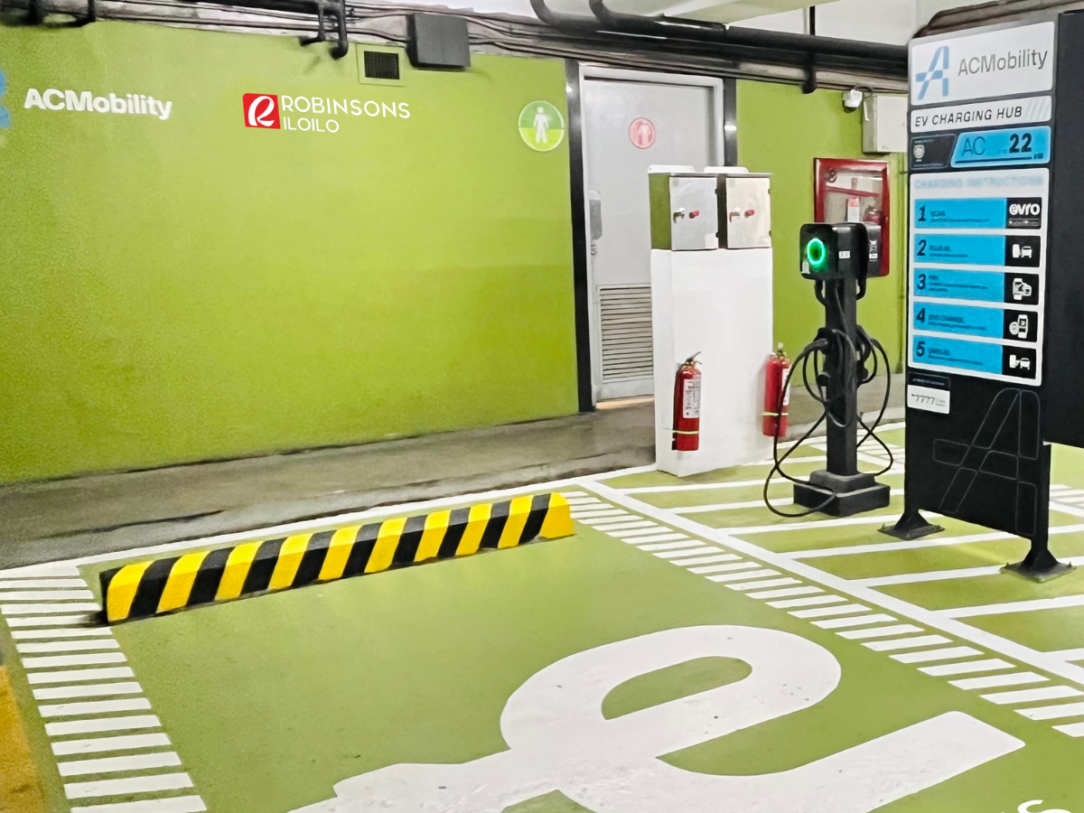 ACMobility x Robinsons Malls EV charging hub_2