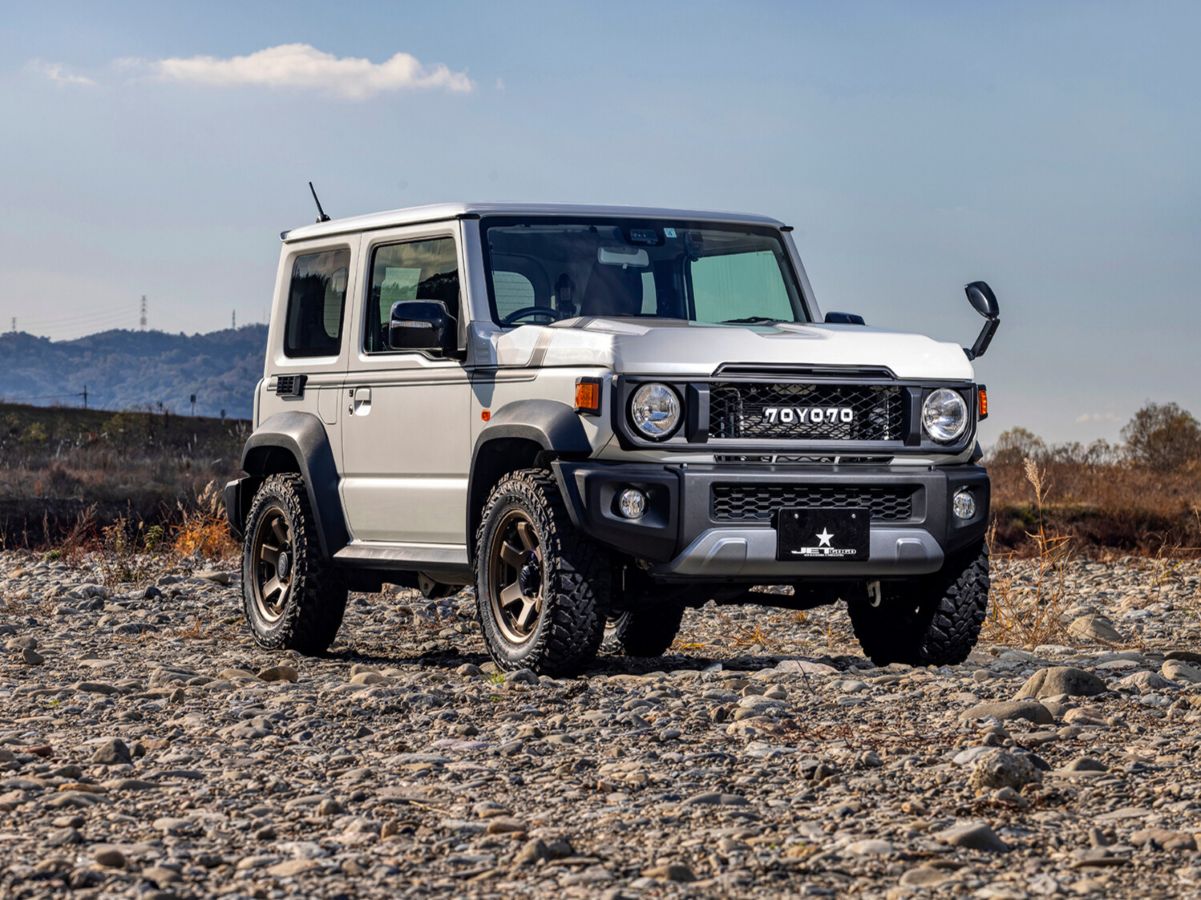 This body kit lets Suzuki Jimny cosplay as a Land Cruiser 70