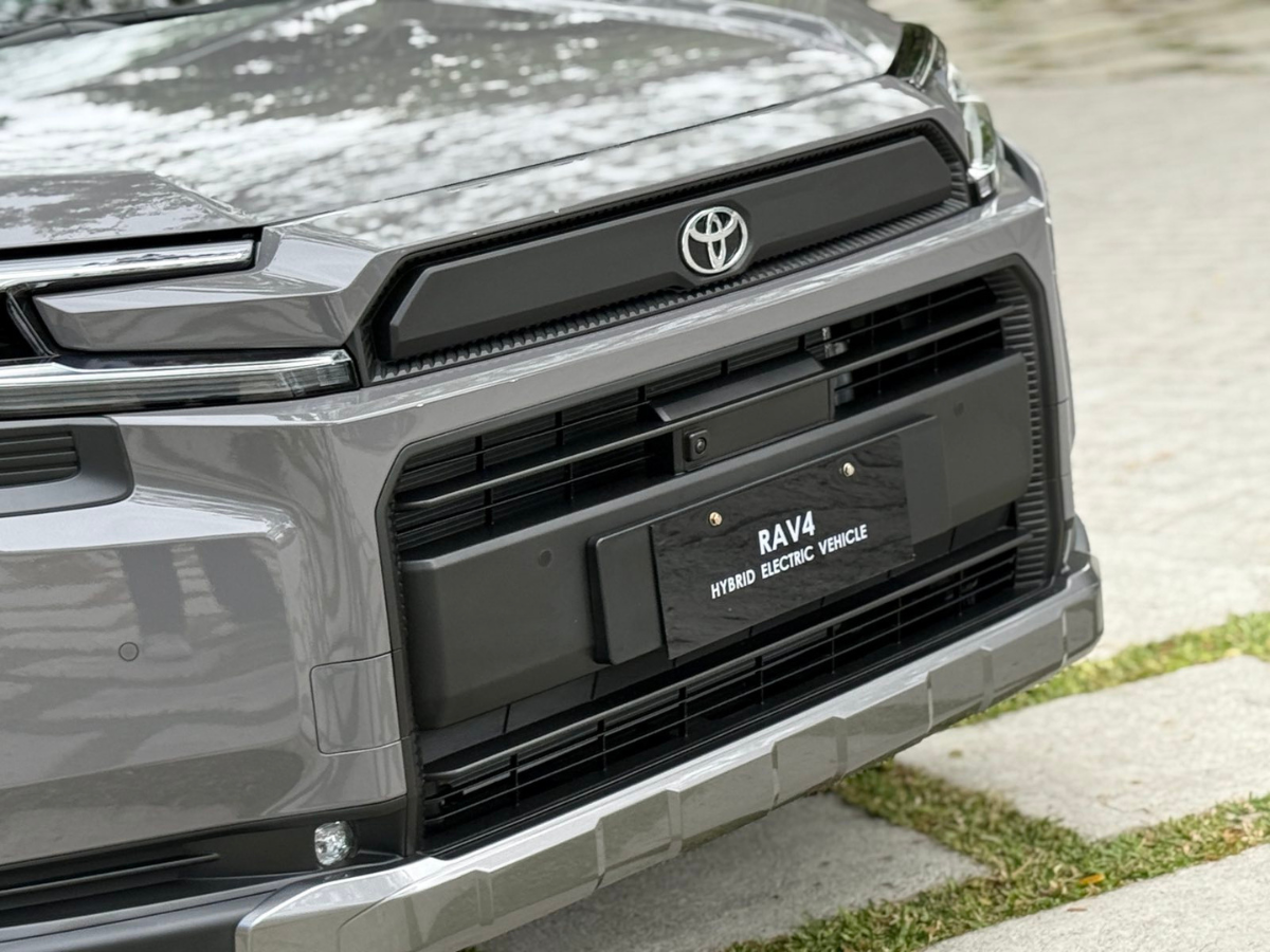 2026 Toyota RAV4 HEV_9