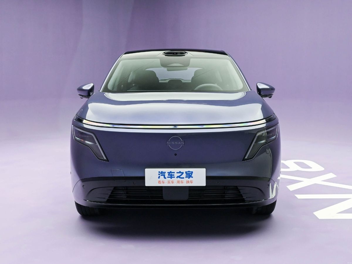 Nissan NX8 front