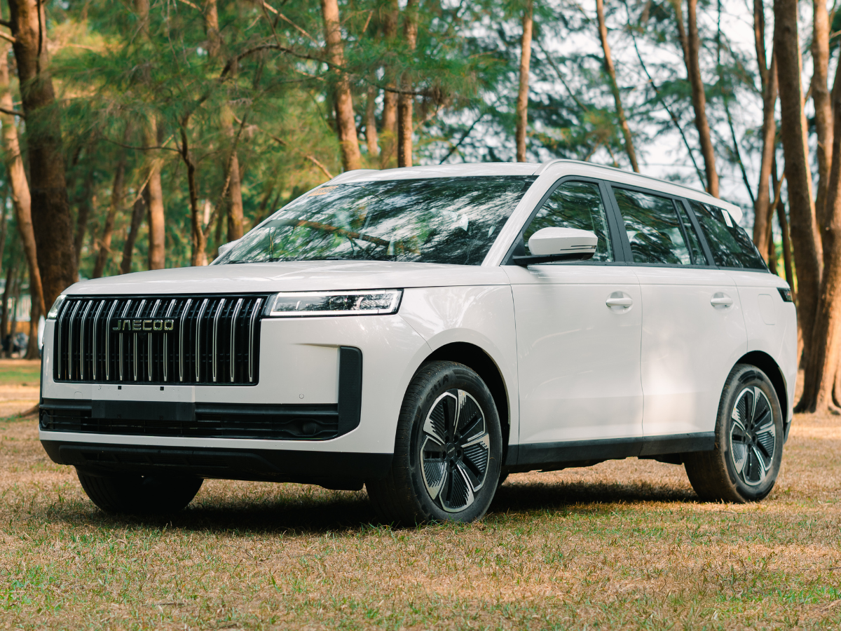 Jaecoo J5 HEV makes PH debut with limited-time deals