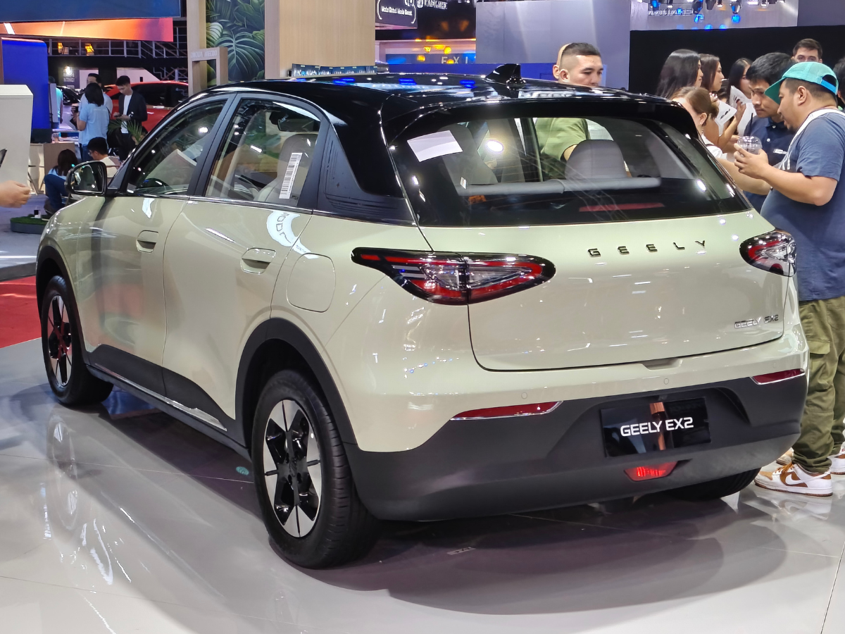Geely EX2_2