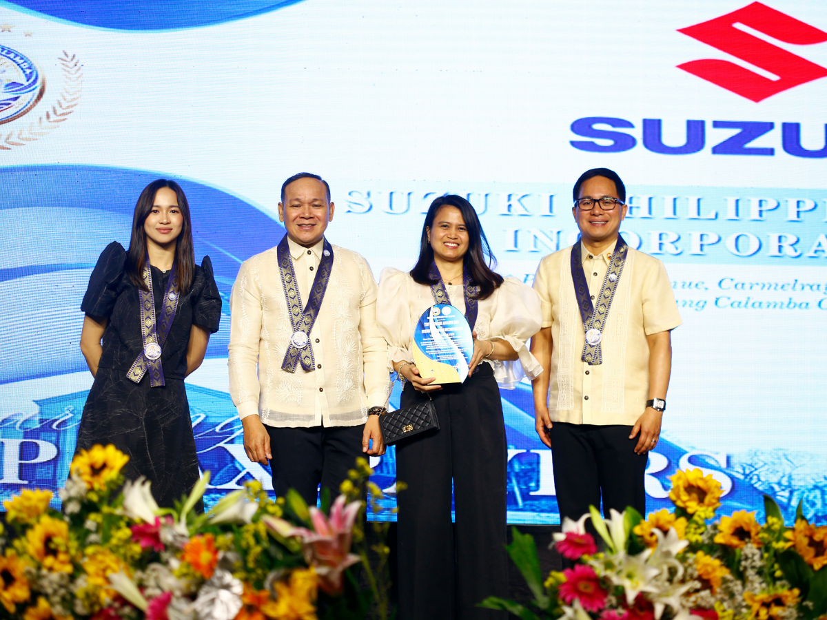 From left: Hon. Charisse Anne Alcantara, Congresswoman of Calamba City, Hon. Roseller Rizal, Mayor of Calamba City, Ms. LallaneAraja, Suzuki Philippines’ Department Head for Finance, Hon. Angelito Lazaro, Jr., Vice Mayor of Calamba City