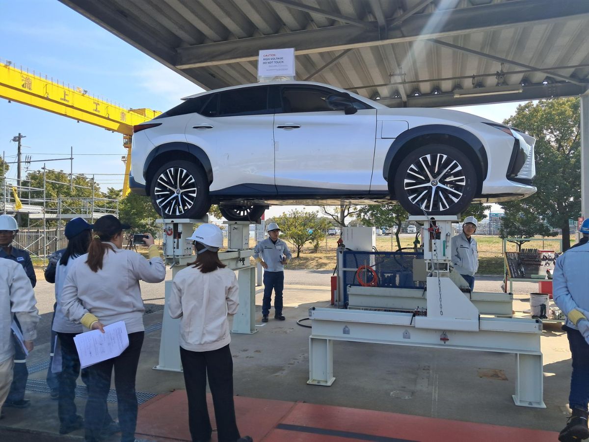 As EV sales rise, Toyota prepares PH for battery recycling through specialized training and dismantling network expansion.