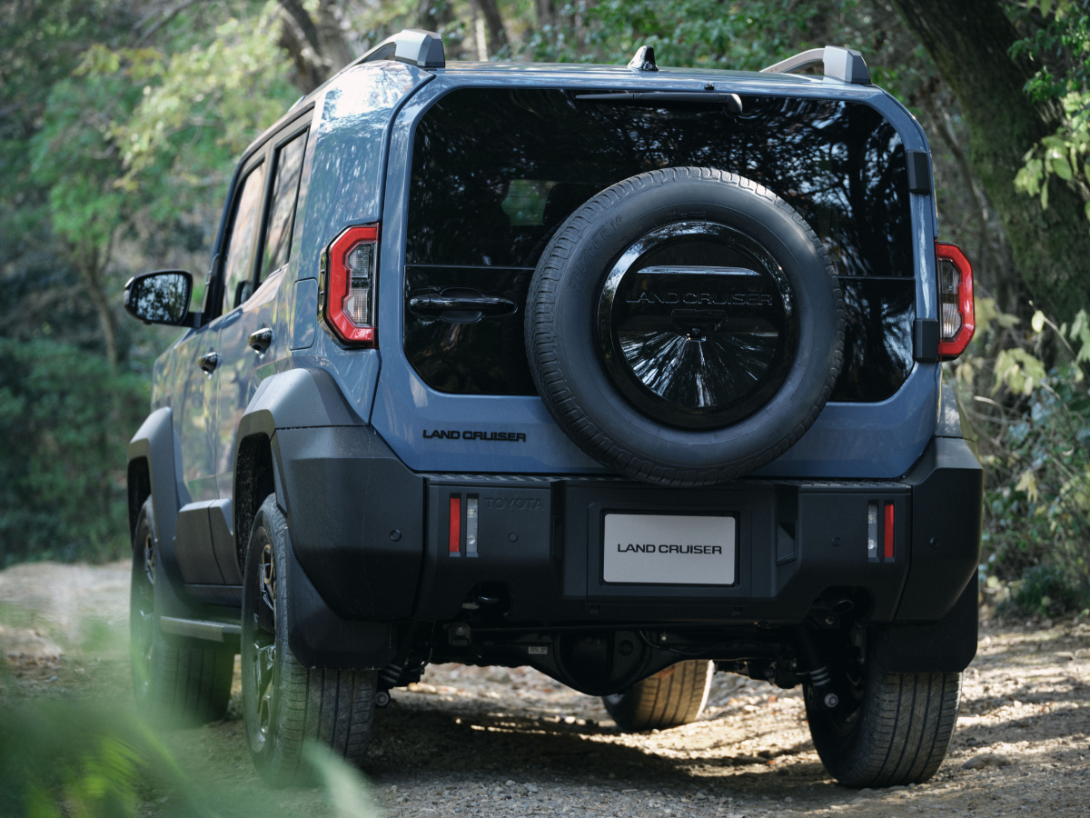Toyota Land Cruiser FJ_2