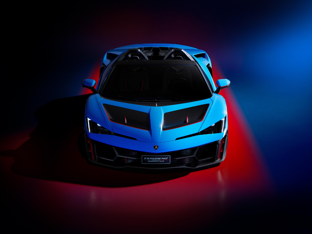 Lamborghini Fenomeno Roadster front center
