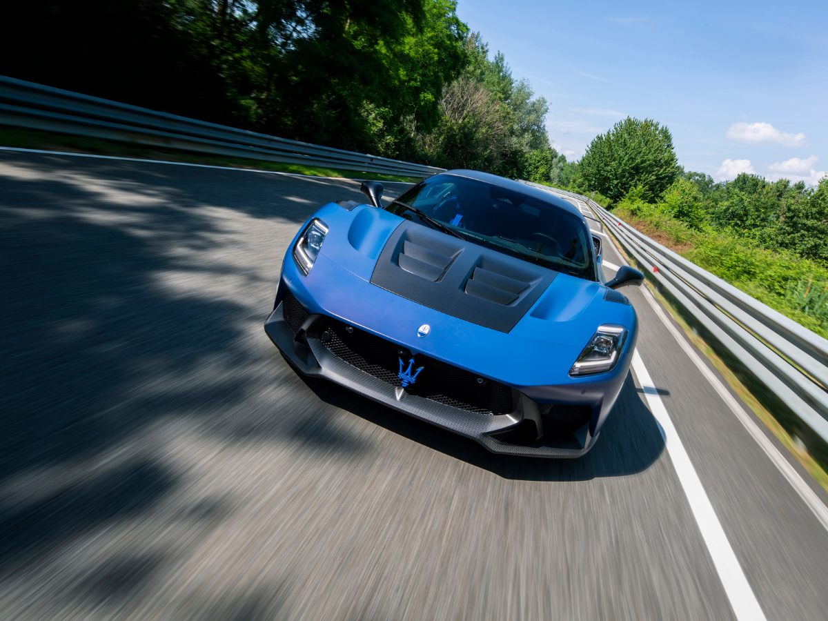 Maserati GT2 Stradale front center, I motion