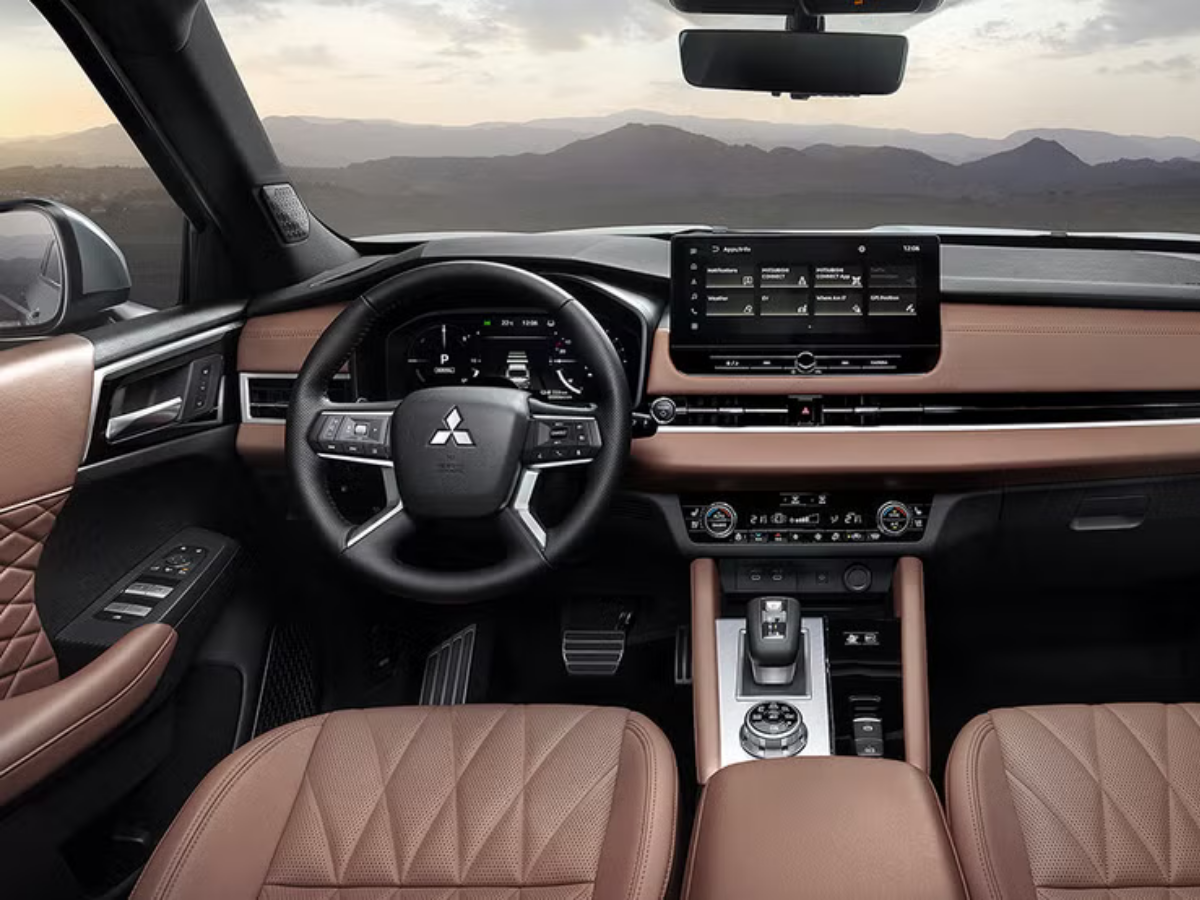2026 Mitsubishi Outlander PHEV cockpit